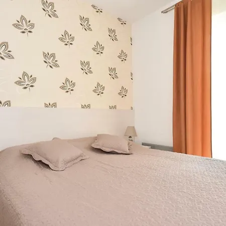 Holiday Kastel Stafilic Njiva Sv.petra Holiday home Trogir