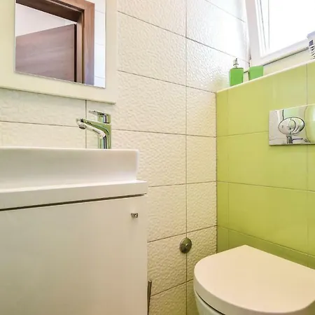 Holiday home Holiday Kastel Stafilic Njiva Sv.petra *