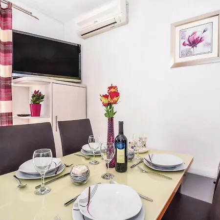 Holiday Kastel Stafilic Njiva Sv.petra Holiday home Trogir
